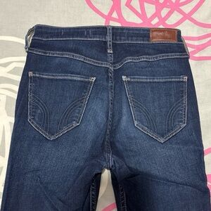Hollister Ultra High-Rise Dark Wash Skinny Jeans